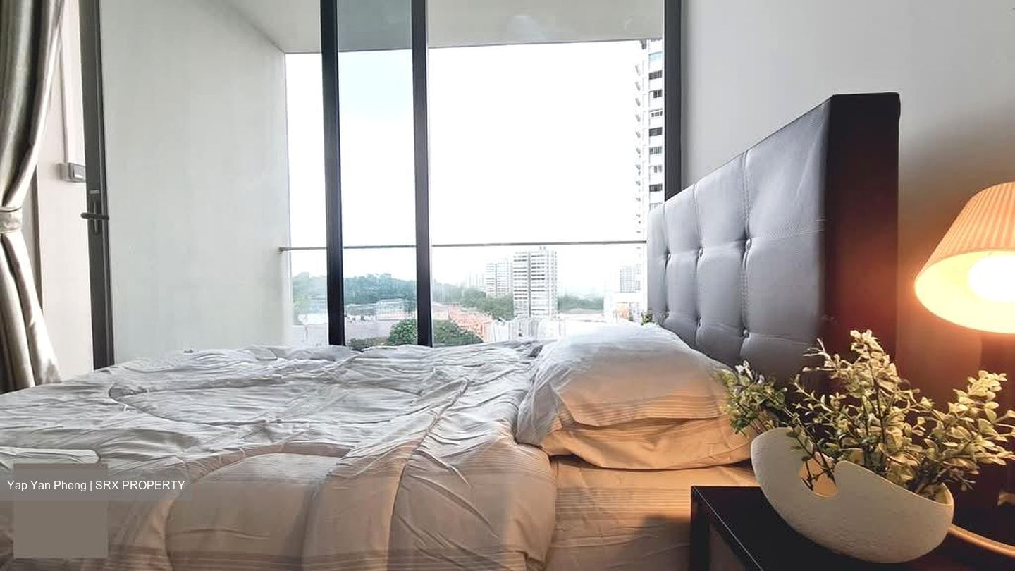 Centro Residences (D20), Condominium #593367821
